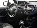 Peugeot 208 3-Door 2012 года